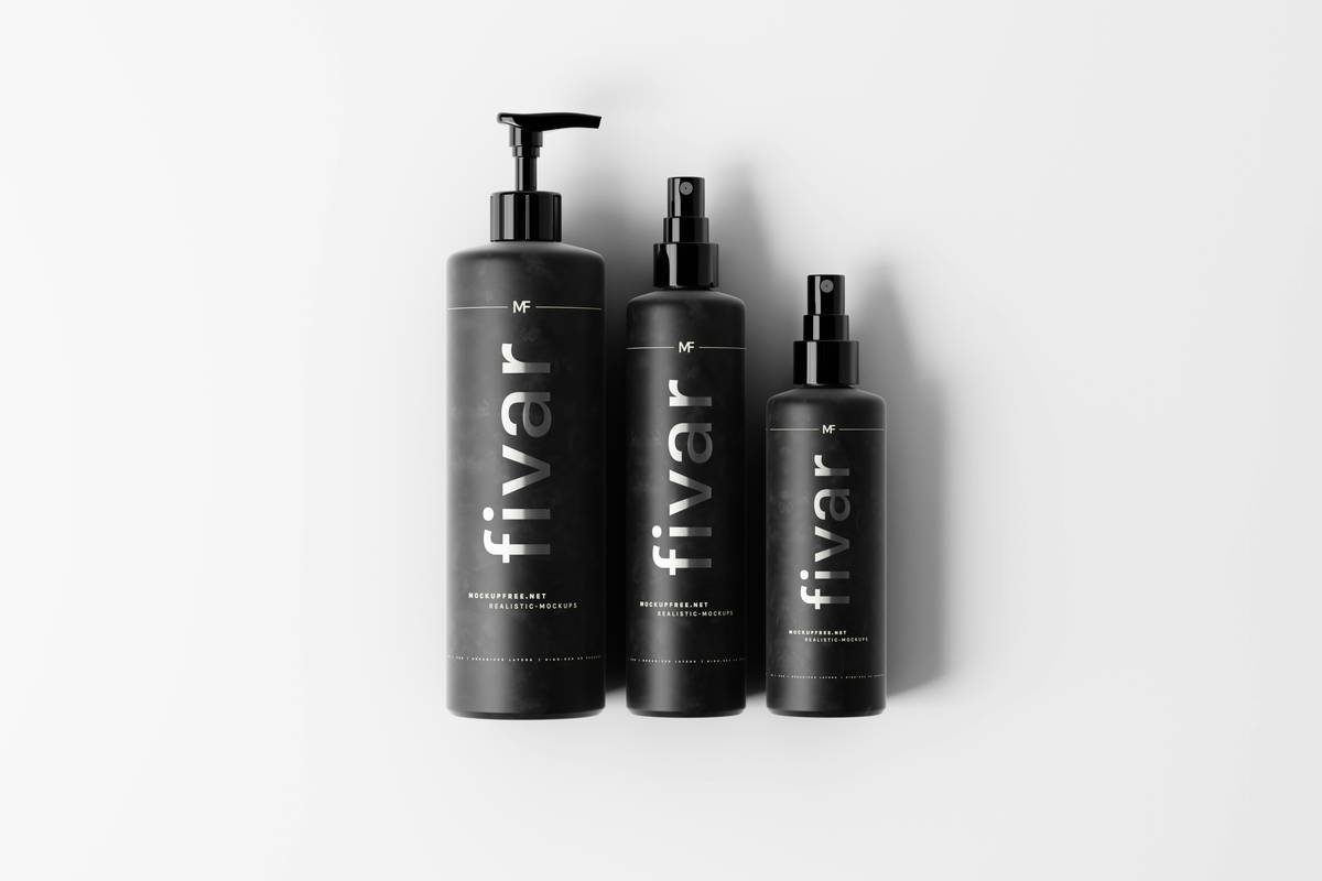 Infographic showing 4 types of hair damage: mechanical (brushing), thermal (heat tools), chemical (bleach), and environmental (UV/saltwater), with corresponding repair strategies