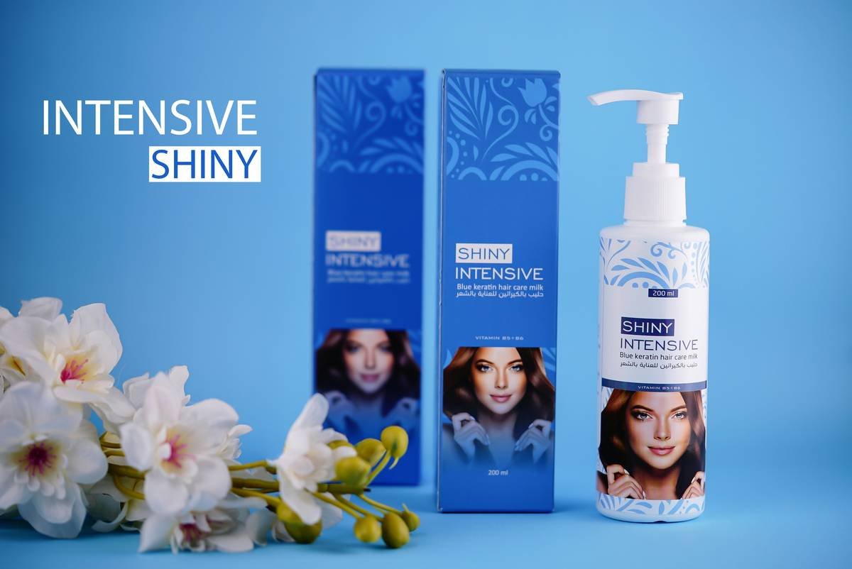 Comparison infographic showing effective ingredients (ceramides, hydrolyzed proteins) vs ineffective ones (dimethicone, mineral oil) in smoothing hair masks
